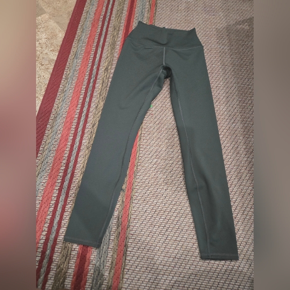 Alo Yoga 7/8 High-Waist Airlift Olive Size S - Picture 1 of 4